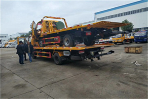 三原同城汽车补胎