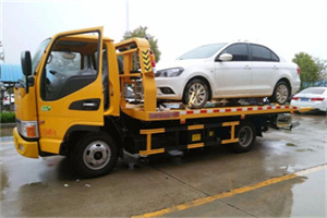 三原附近拖车救援24小时服务热线